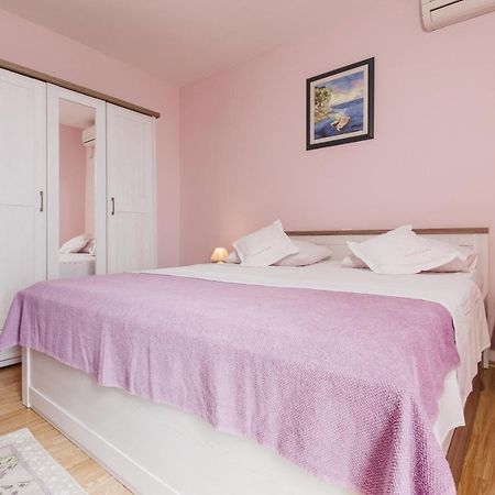 Apartment Kuzmanic Локва-Рогозница Экстерьер фото